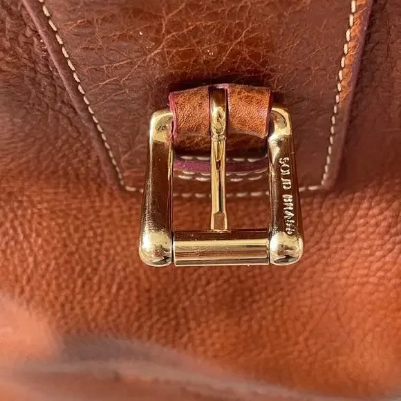 Vintage Dooney & Bourke Pebbled Leather Shoulder Bag | Expandable Brass Hardware - Picture 11 of 16